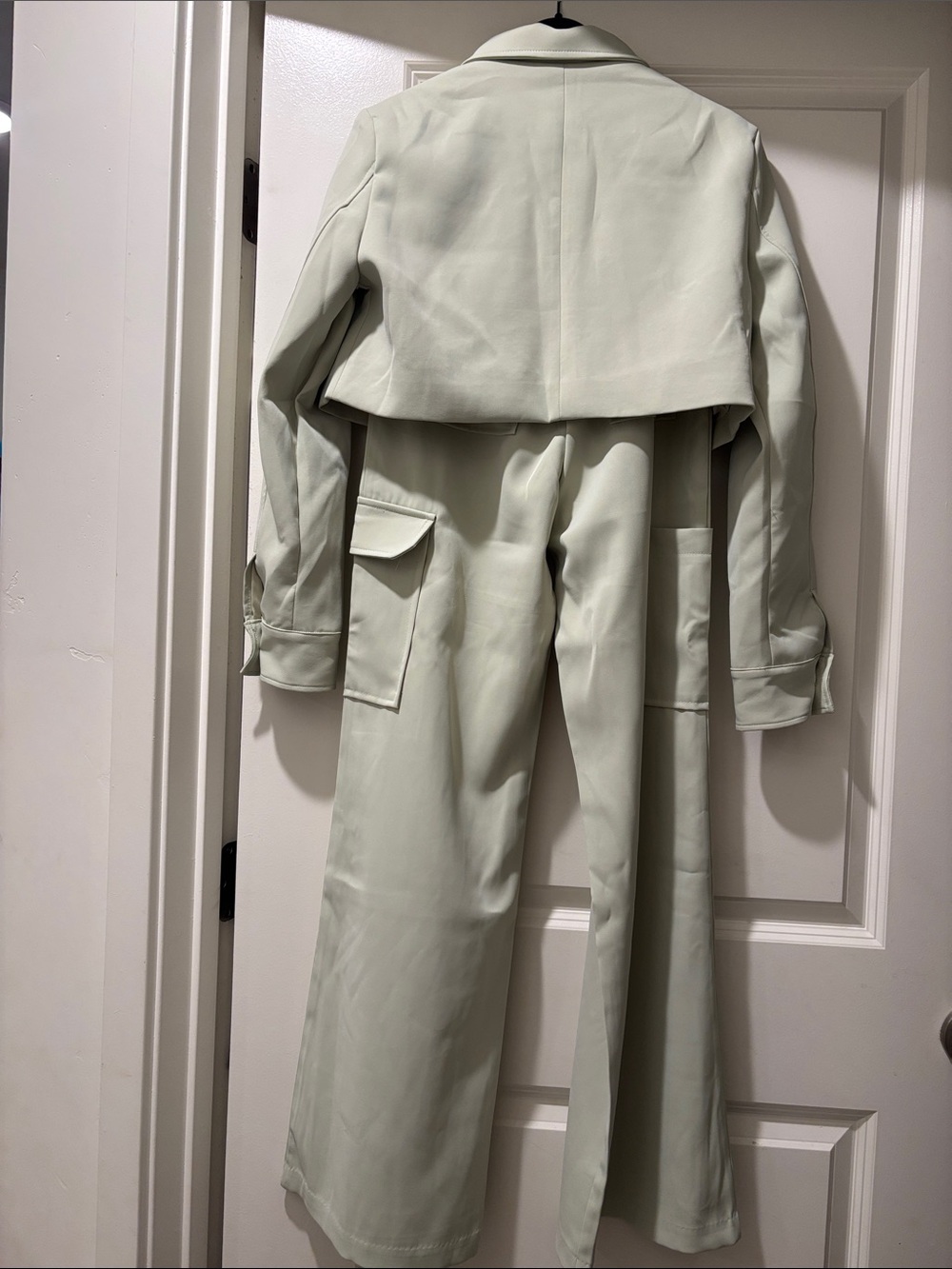 Sage Set Cropped Jacket and High-Waist Wide-Leg Cargo Pants - Picture 2 of 7